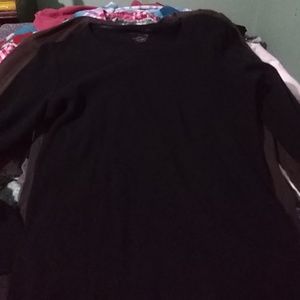White stag black long sleeve